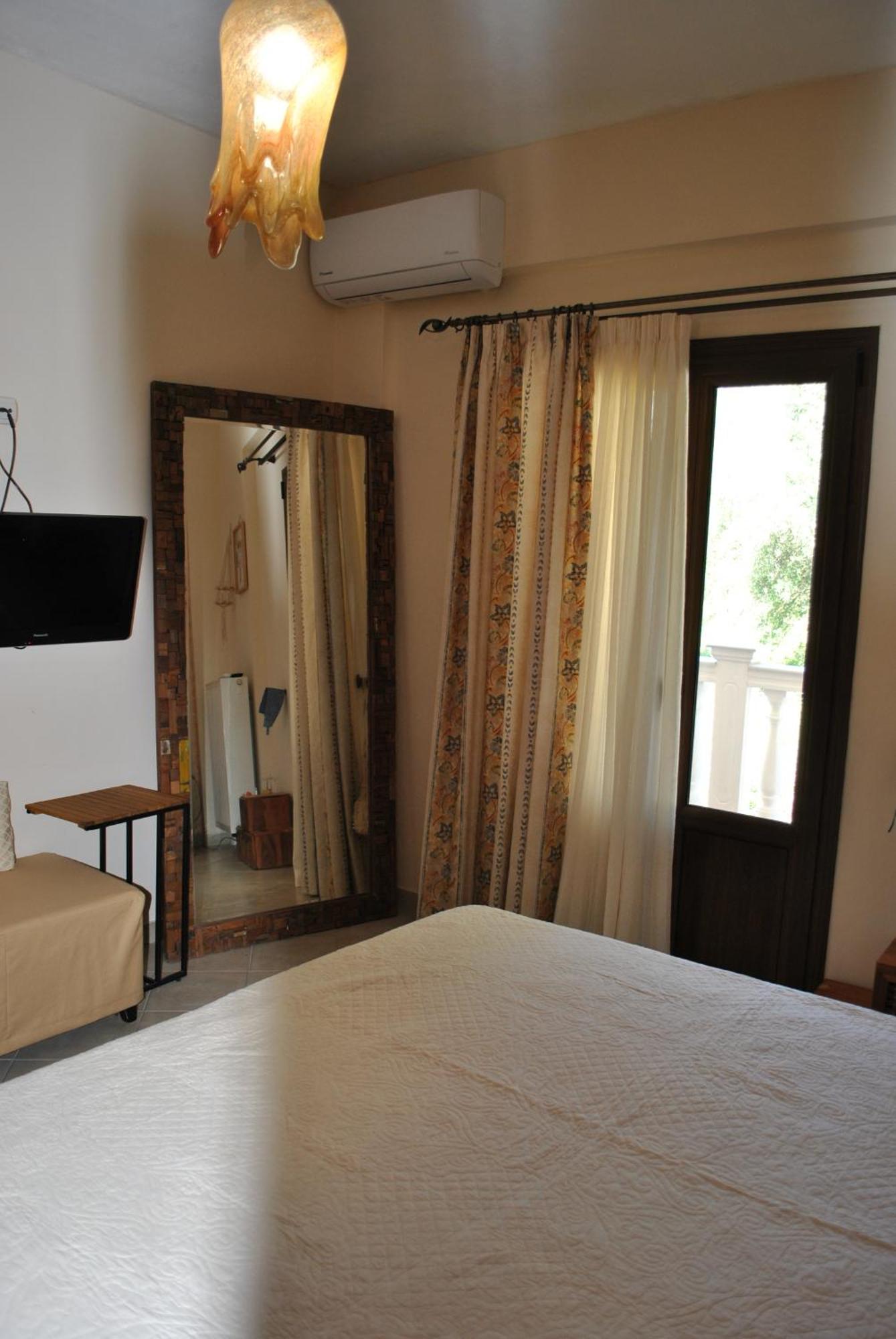 Amaryllis House Apartment Parga Exterior photo